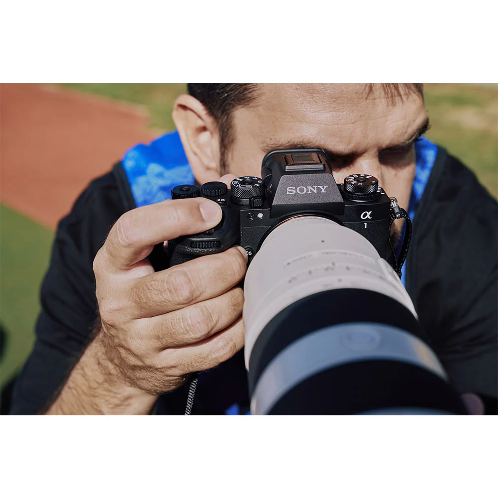 Sony Alpha ILCE-1M2 Mirrorless Full-Frame Camera | 30 FPS | 50.1 MP | 8K 30P, 4K 120P | Real-time Eye AF, Real time Tracking - Black - Image 4
