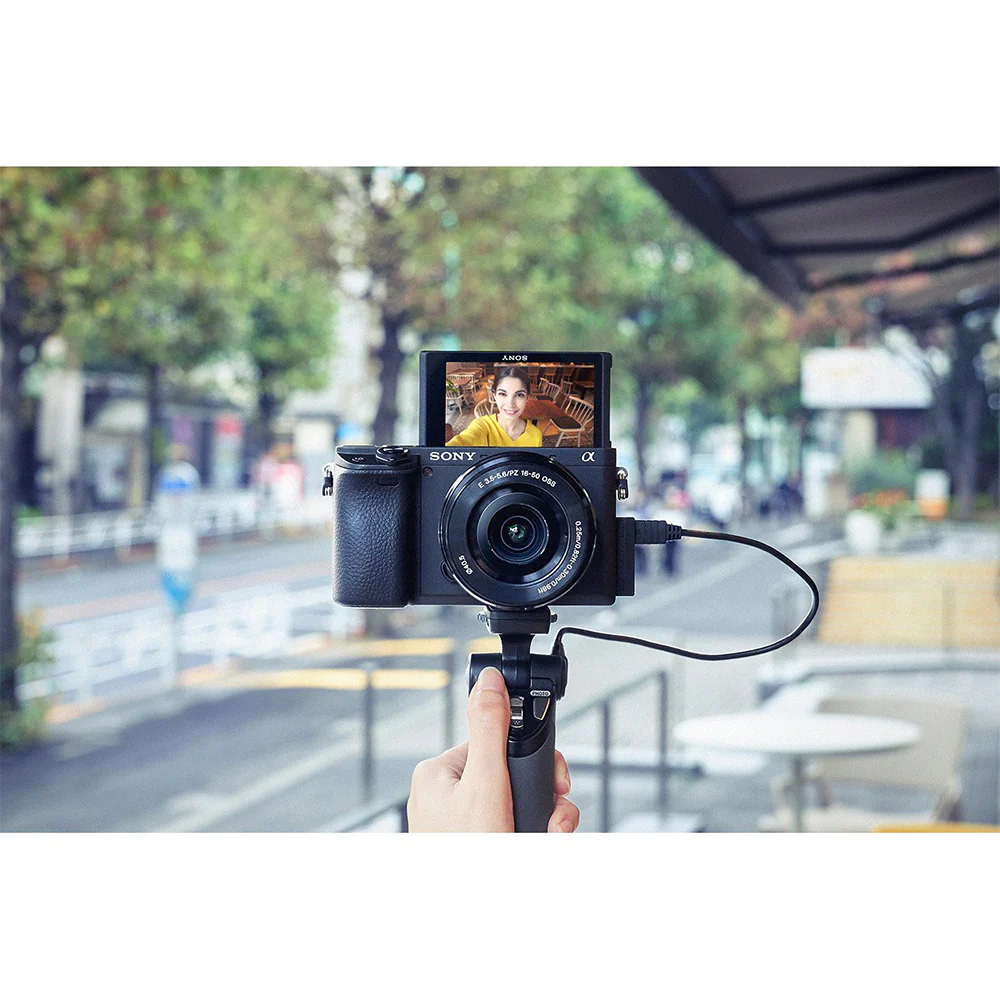 Sony Alpha 6400 E-mount camera with APS-C sensor (ILCE-6400L) | 24.2 MP Mirrorless Camera, 11 FPS, 4K/30p, with a 16-50mm Power Zoom lens. - Image 12