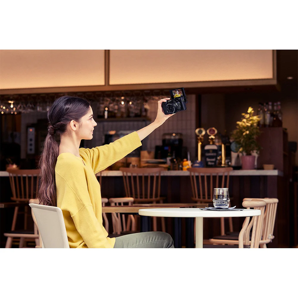 Sony Alpha 6400 E-mount camera with APS-C sensor (ILCE-6400L) | 24.2 MP Mirrorless Camera, 11 FPS, 4K/30p, with a 16-50mm Power Zoom lens. - Image 8