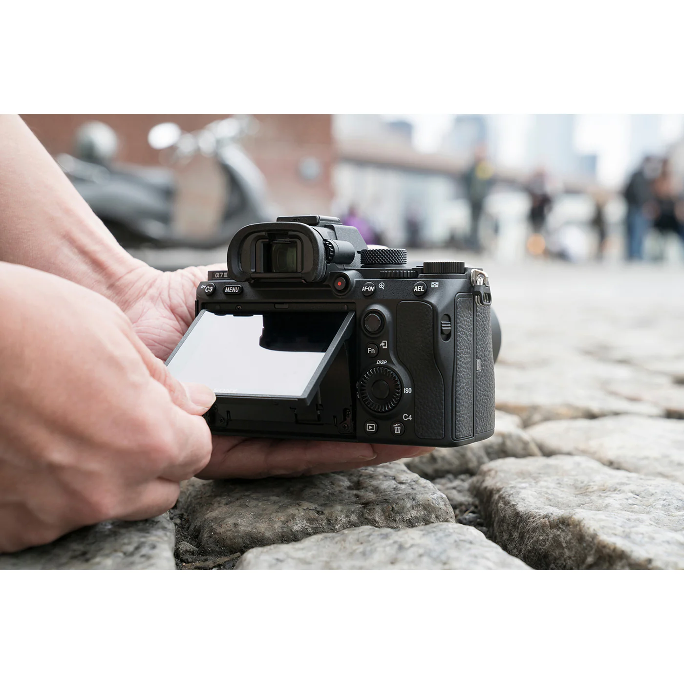Sony Alpha 7 III with 35 mm Full-Frame Image Sensor (ILCE-7M3) | 24.2 MP Mirrorless Camera, 10FPS, 4K/30p - Image 6
