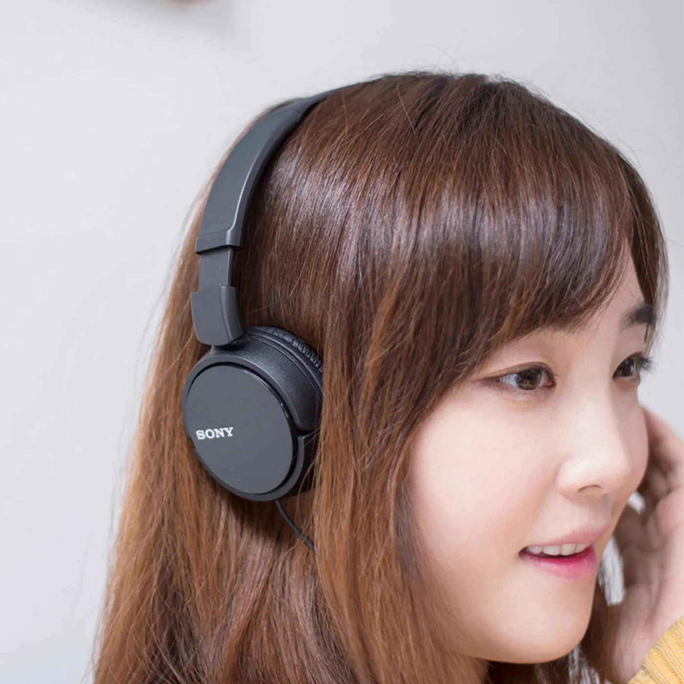 Sony MDR-ZX110 On-Ear Stereo Headphones with Tangle Free Cable (Black) - Image 5