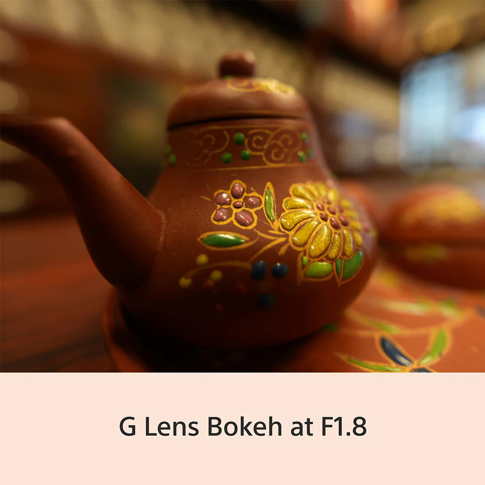 Sony E-mount FE 16 mm F1.8 G Full-Frame Lens (SEL16F18G) I Ultra-Wide | Compact | G Lens Bokeh - Black - Image 5